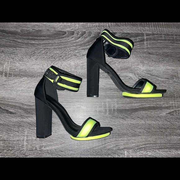 Wild Diva Shoes - Wild Diva Neon Yellow Block heels size 8 1/2